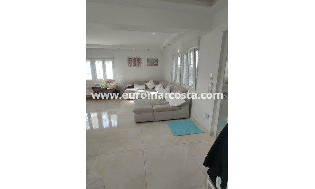 Sale - Villa - Orihuela Costa