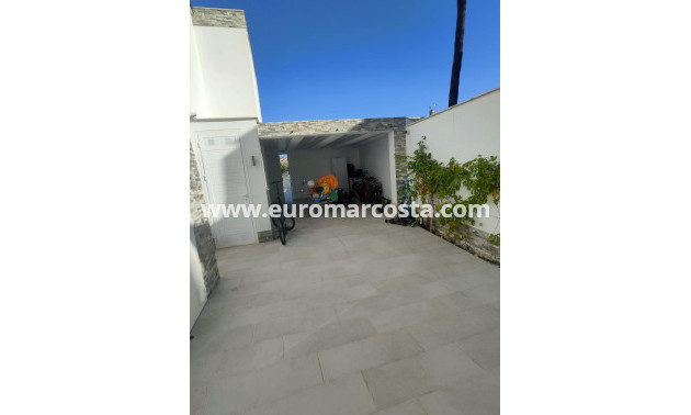 Sale - Villa - Orihuela Costa