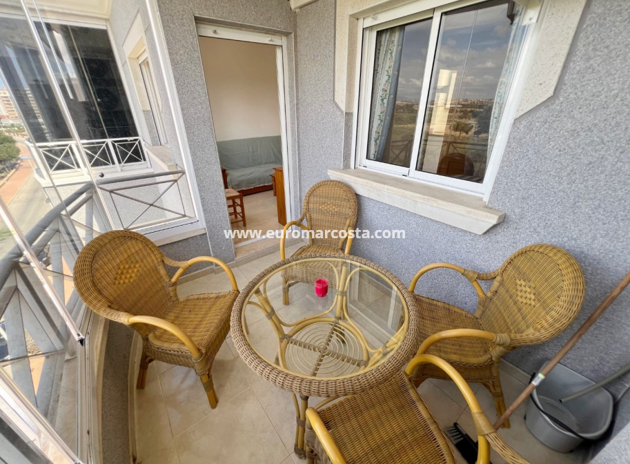 Sale - Apartment / flat - Guardamar del Segura