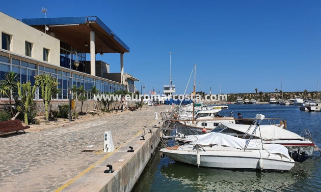 Sale - Apartment / flat - Guardamar del Segura