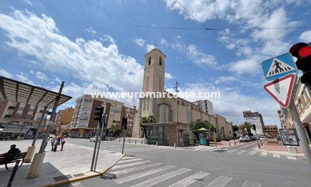 Sale - Apartment / flat - Guardamar del Segura