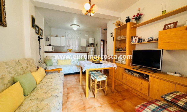 Sale - Apartment / flat - La Mata