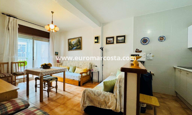 Sale - Apartment / flat - La Mata