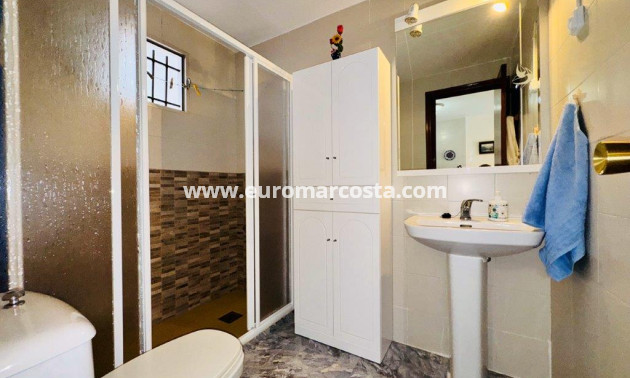 Sale - Apartment / flat - La Mata