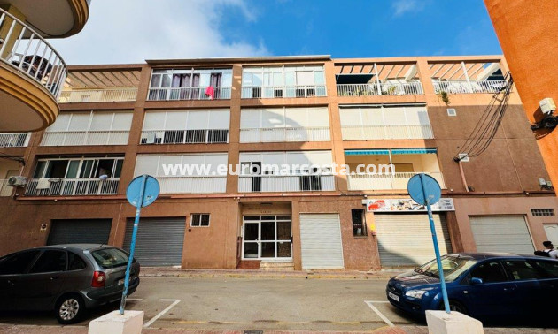 Sale - Apartment / flat - La Mata