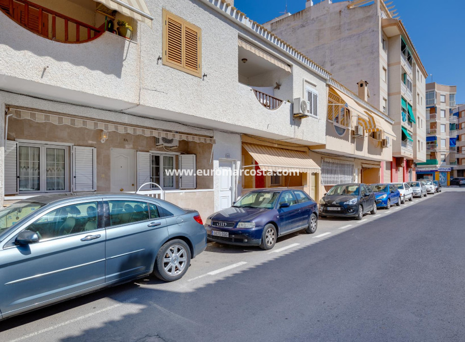 Objekte zum Wiederverkauf - Bungalow - Torrevieja - TORREVIEJA