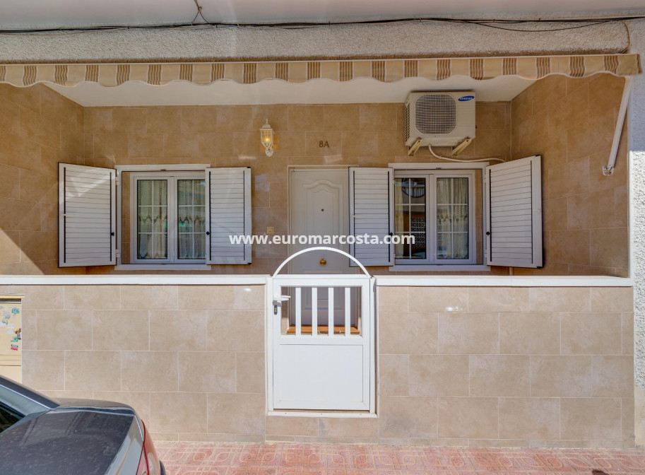 Objekte zum Wiederverkauf - Bungalow - Torrevieja - TORREVIEJA