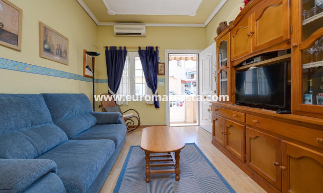 Objekte zum Wiederverkauf - Bungalow - Torrevieja - TORREVIEJA