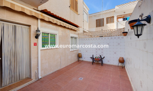 Objekte zum Wiederverkauf - Bungalow - Torrevieja - TORREVIEJA