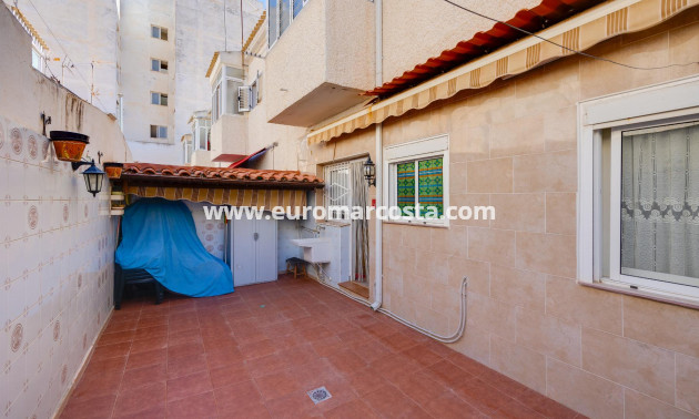 Objekte zum Wiederverkauf - Bungalow - Torrevieja - TORREVIEJA