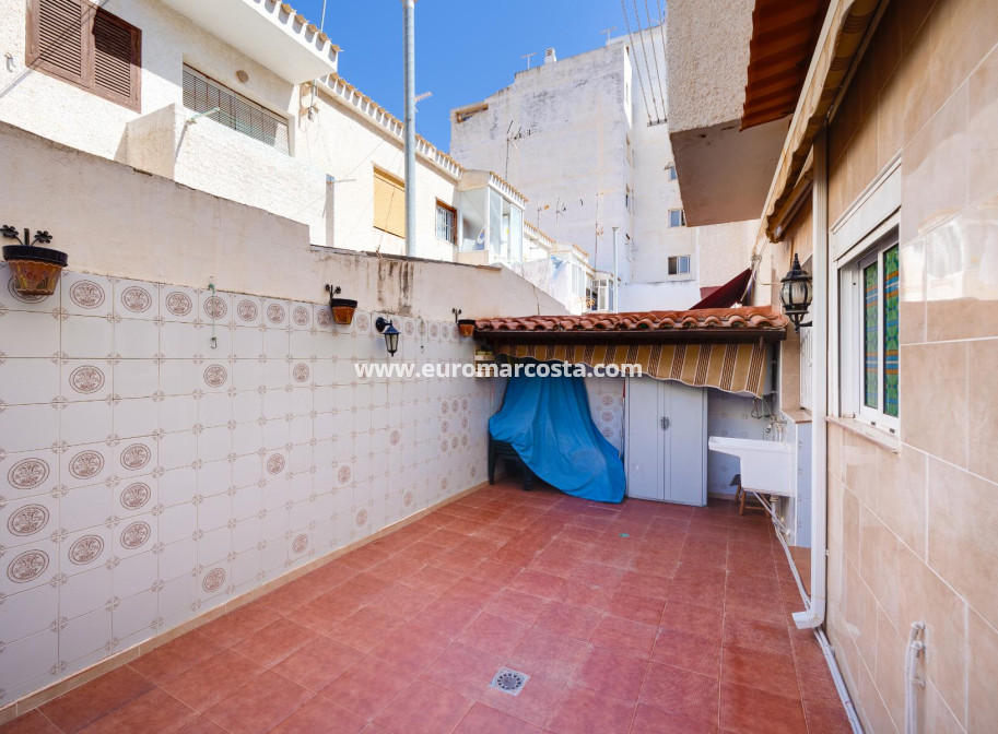 Objekte zum Wiederverkauf - Bungalow - Torrevieja - TORREVIEJA