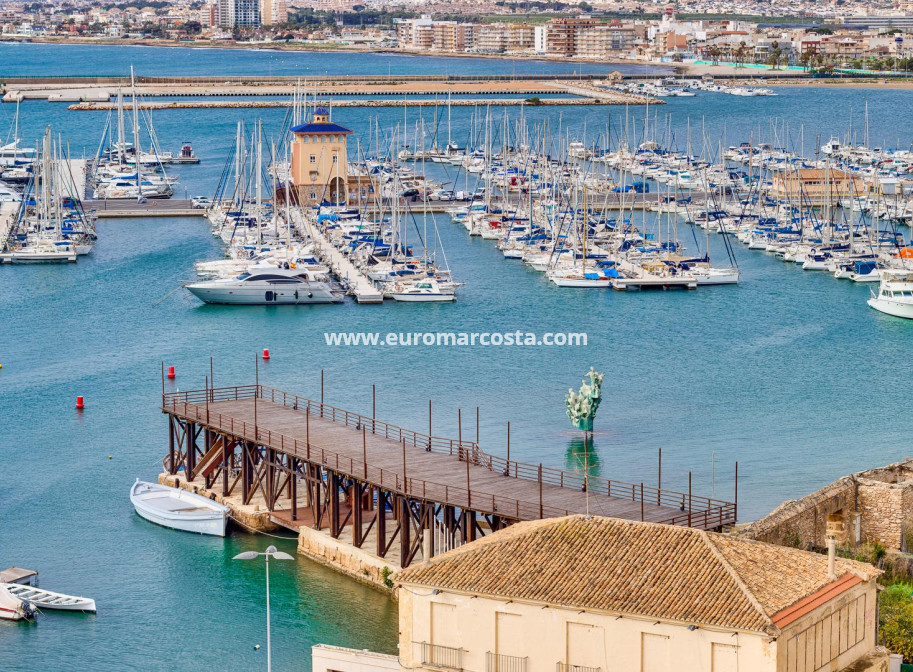 Objekte zum Wiederverkauf - Bungalow - Torrevieja - TORREVIEJA