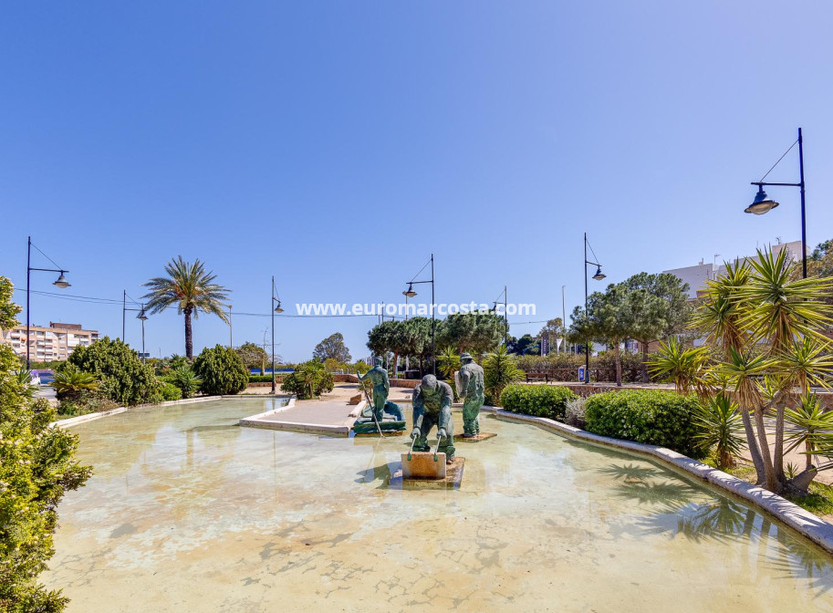 Objekte zum Wiederverkauf - Bungalow - Torrevieja - TORREVIEJA