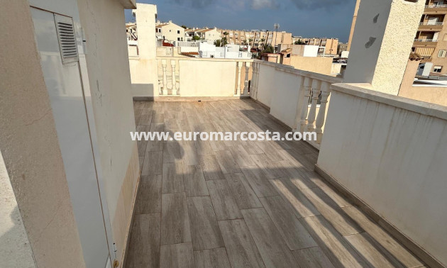 Sale - Bungalow - Torrevieja - TORREVIEJA