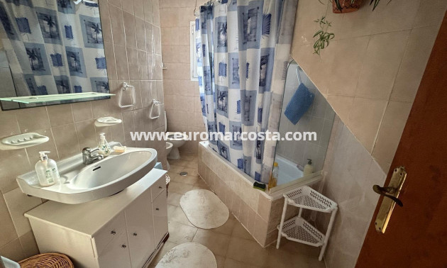 Sale - Bungalow - Torrevieja - TORREVIEJA