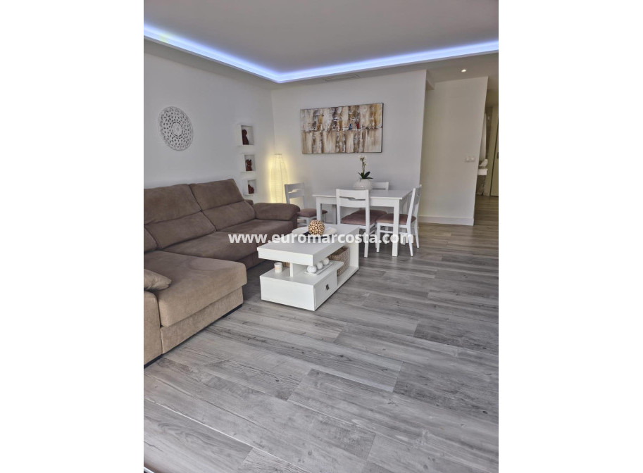 Objekte zum Wiederverkauf - Wohnung - Torrevieja - TORREVIEJA