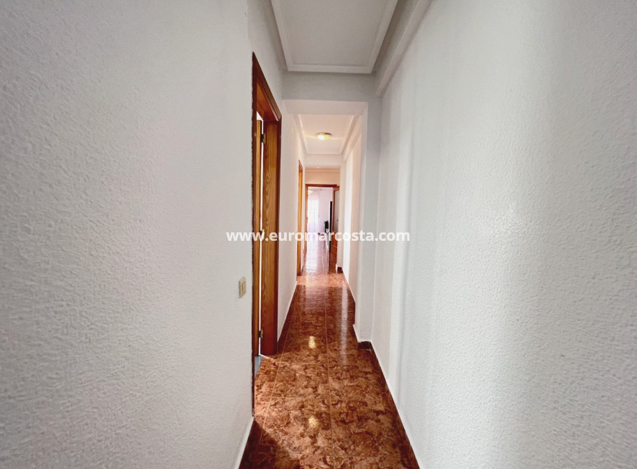 Sale - Apartment / flat - Torrevieja - TORREVIEJA