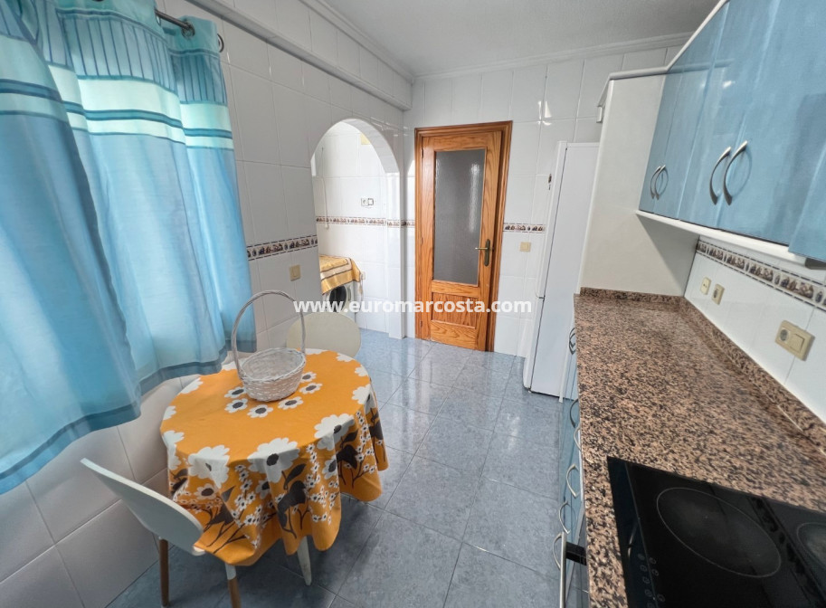 Sale - Apartment / flat - Torrevieja - TORREVIEJA