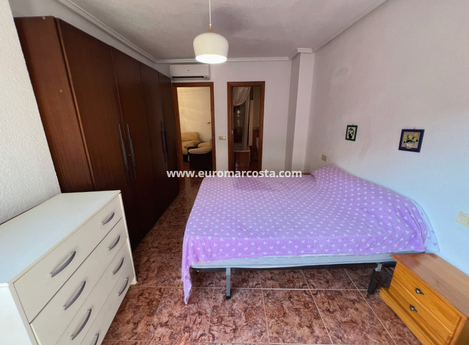 Objekte zum Wiederverkauf - Wohnung - Torrevieja - TORREVIEJA