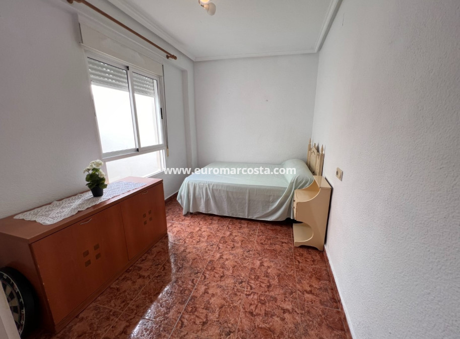 Objekte zum Wiederverkauf - Wohnung - Torrevieja - TORREVIEJA