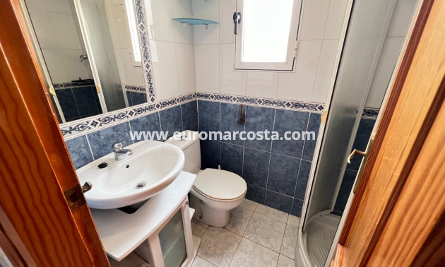 Sale - Apartment / flat - Torrevieja - TORREVIEJA