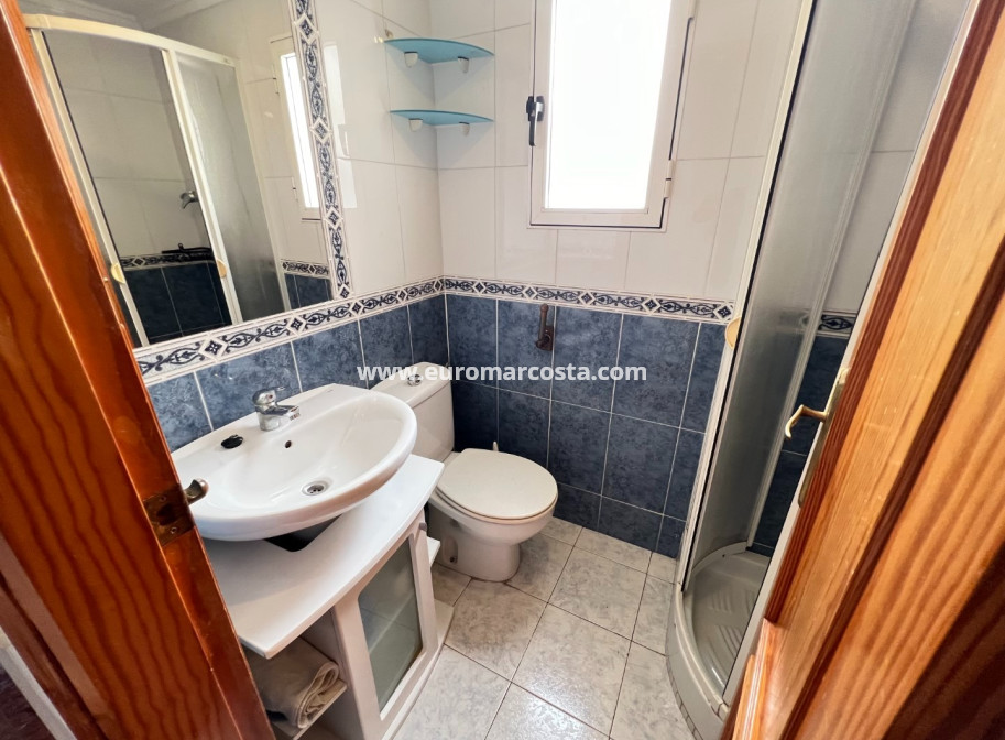 Sale - Apartment / flat - Torrevieja - TORREVIEJA