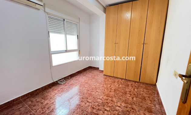 Venta - Apartamento / piso - Torrevieja - TORREVIEJA