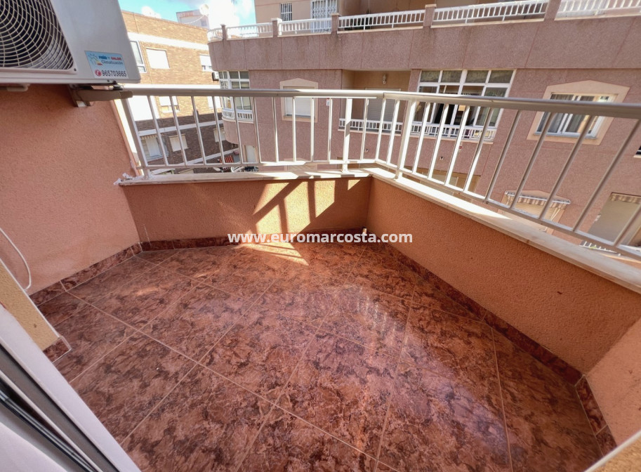 Venta - Apartamento / piso - Torrevieja - TORREVIEJA