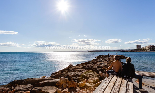 Objekte zum Wiederverkauf - Wohnung - Torrevieja - TORREVIEJA