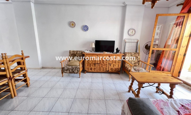 Sale - Apartment / flat - La Mata