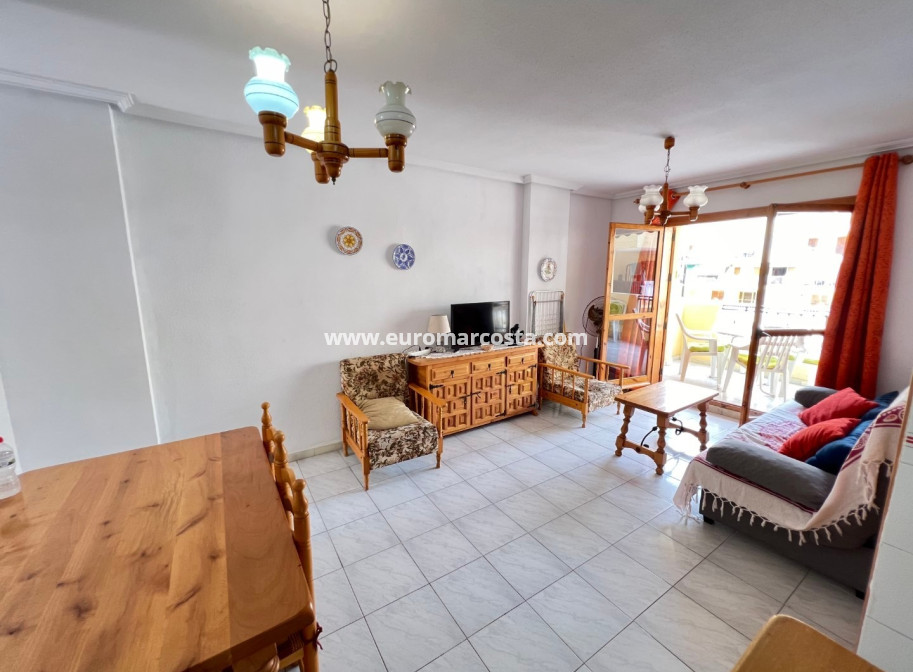 Sale - Apartment / flat - La Mata