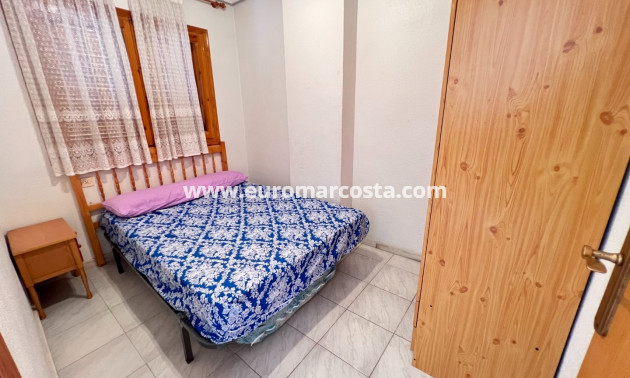 Sale - Apartment / flat - La Mata