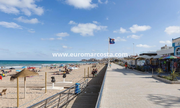 Sale - Apartment / flat - La Mata