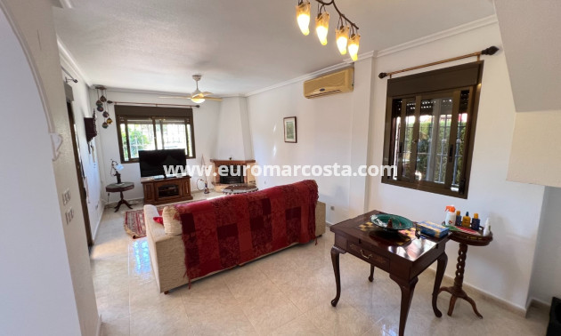 Venta - Chalet - Guardamar del Segura - raso