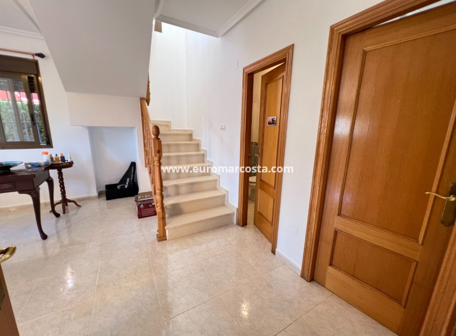 Venta - Chalet - Guardamar del Segura - raso