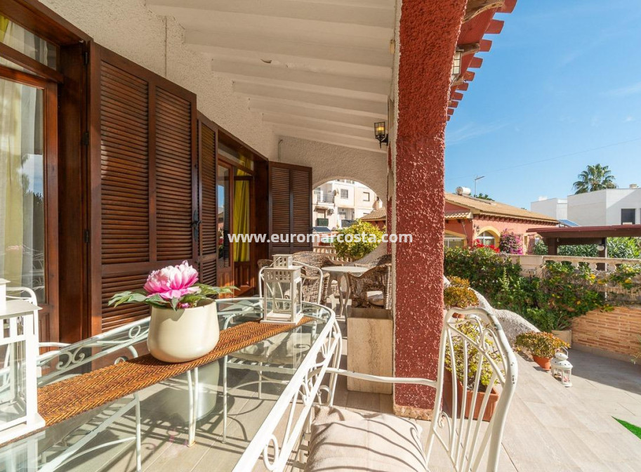 Venta - Villa - Orihuela Costa