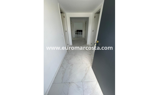 Venta - Villa - Almoradi - Heredades