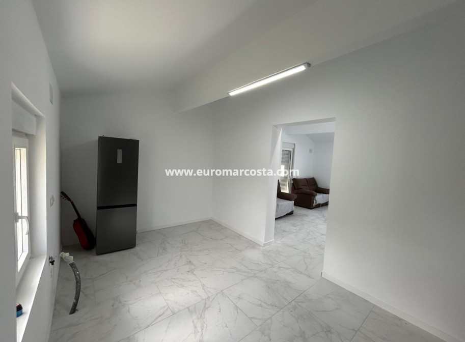 Venta - Villa - Almoradi - Heredades