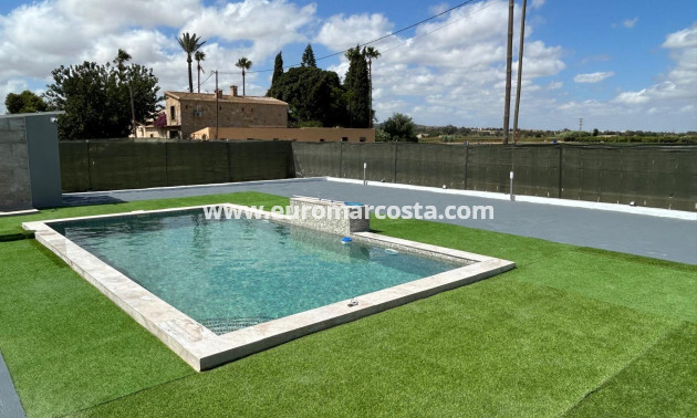 Venta - Villa - Almoradi - Heredades