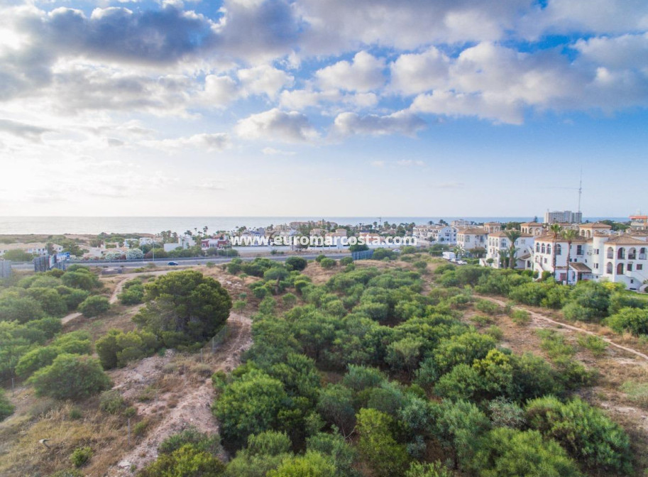 Objekte zum Wiederverkauf - Wohnung - Orihuela Costa