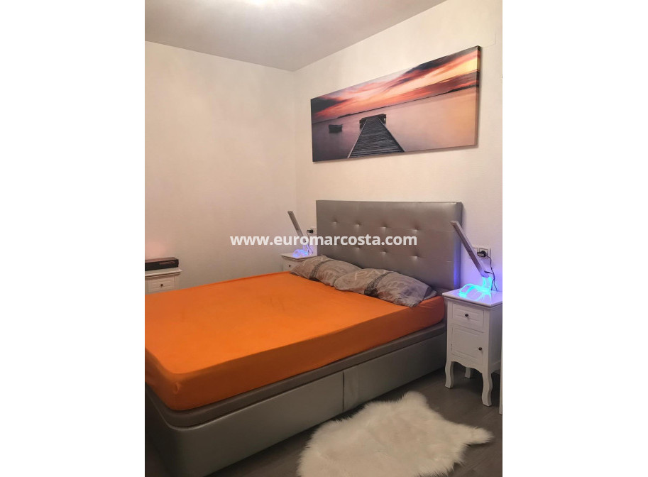 Venta - Apartamento / piso - Torrevieja - TORREVIEJA