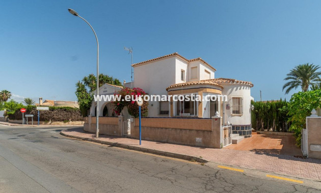 Sale - Villa - Orihuela Costa