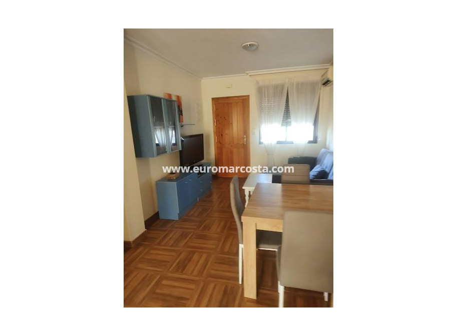 Objekte zum Wiederverkauf - Bungalow - Torrevieja - Aguas nuevas 2