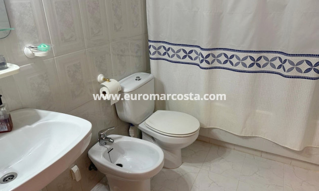 Sale - Apartment / flat - La Mata