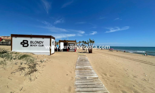 Sale - Apartment / flat - La Mata