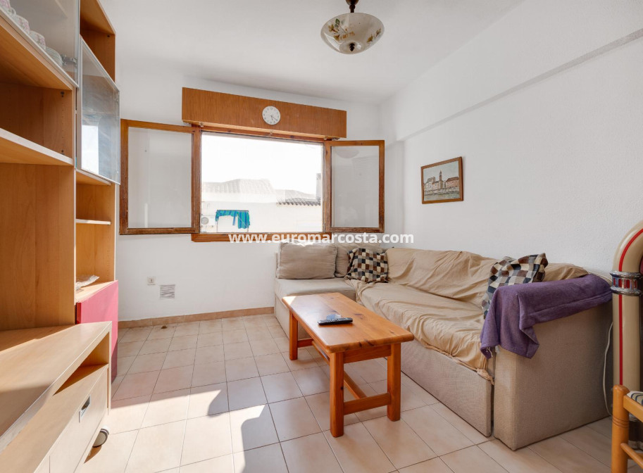 Objekte zum Wiederverkauf - Bungalow - Torrevieja - TORREVIEJA