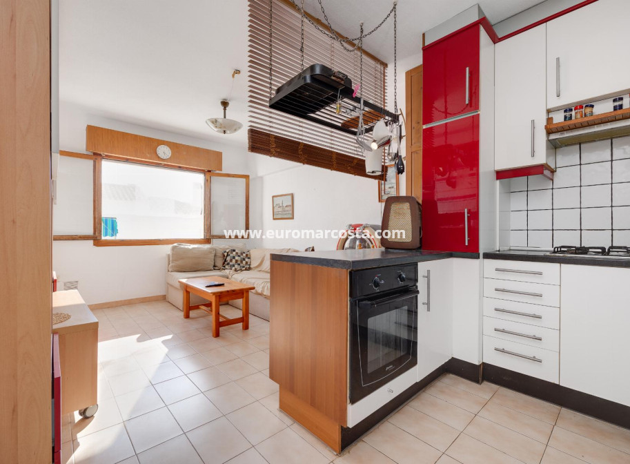 Objekte zum Wiederverkauf - Bungalow - Torrevieja - TORREVIEJA