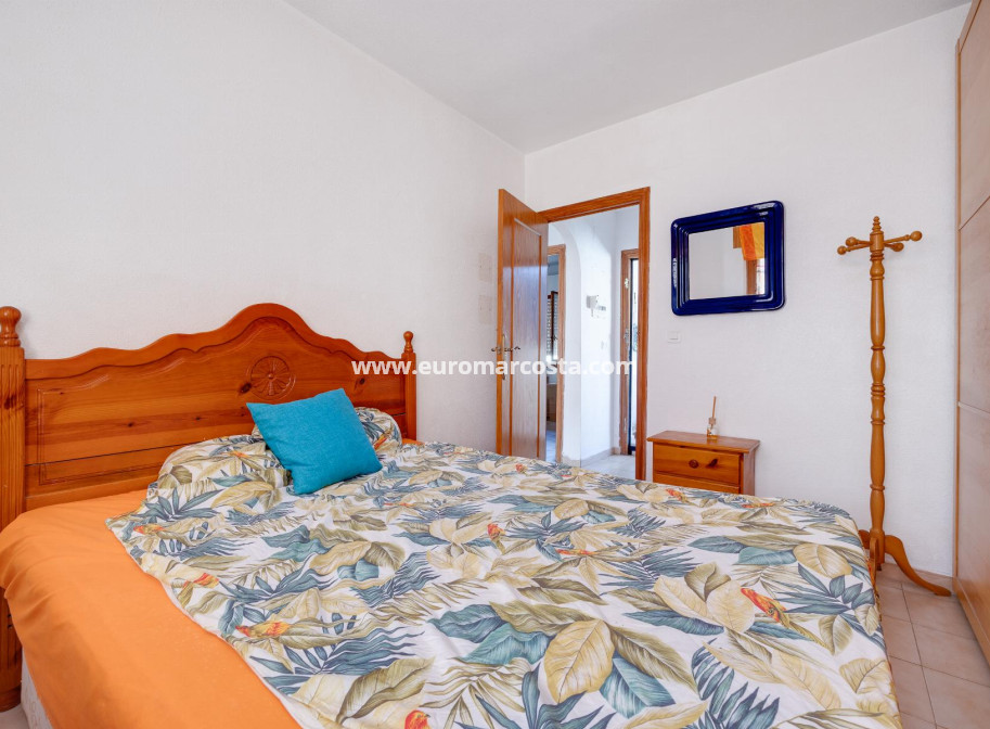 Objekte zum Wiederverkauf - Bungalow - Torrevieja - TORREVIEJA