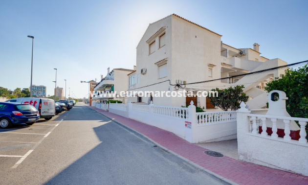 Objekte zum Wiederverkauf - Bungalow - Torrevieja - TORREVIEJA