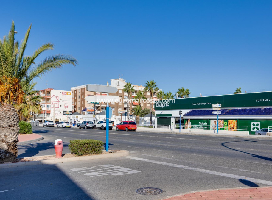 Objekte zum Wiederverkauf - Bungalow - Torrevieja - TORREVIEJA